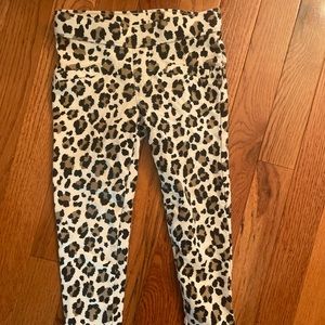 NWOT OSHKOSH B’Gosh LEOPARD LEGGINGS 3T